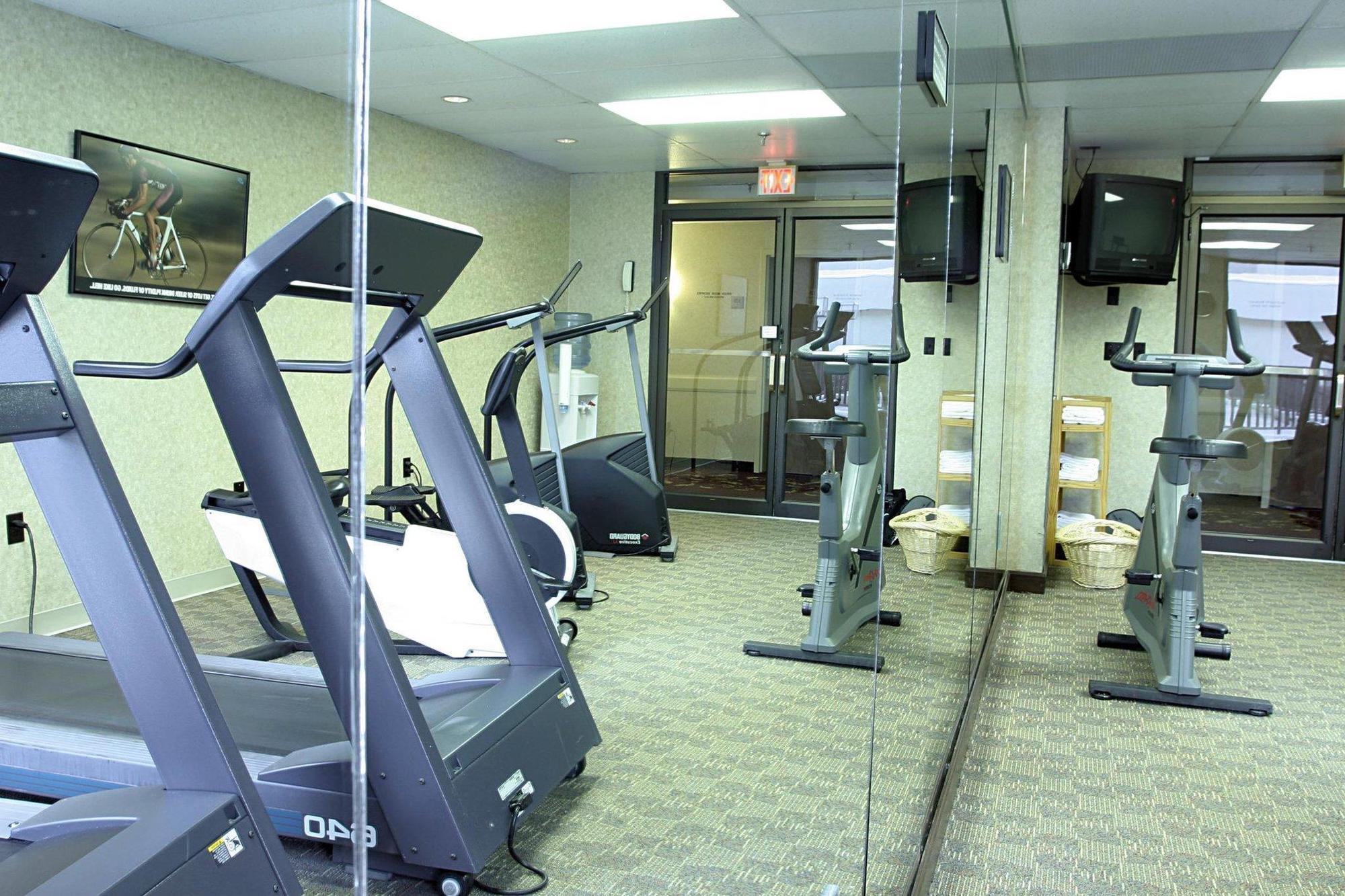 Magnuson Grand & Conference Center Somerset-Bridgewater Ngoại thất bức ảnh