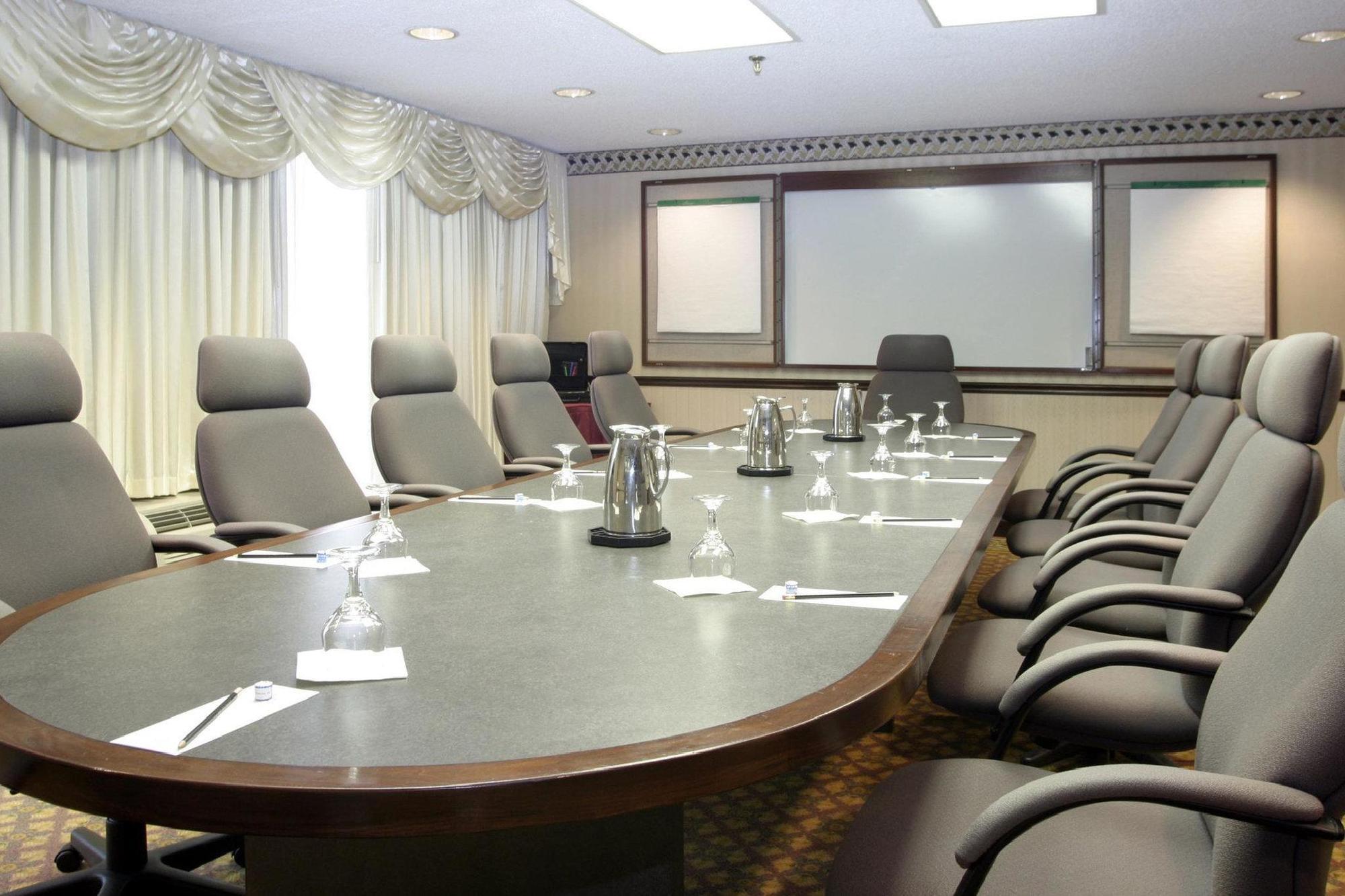 Magnuson Grand & Conference Center Somerset-Bridgewater Ngoại thất bức ảnh