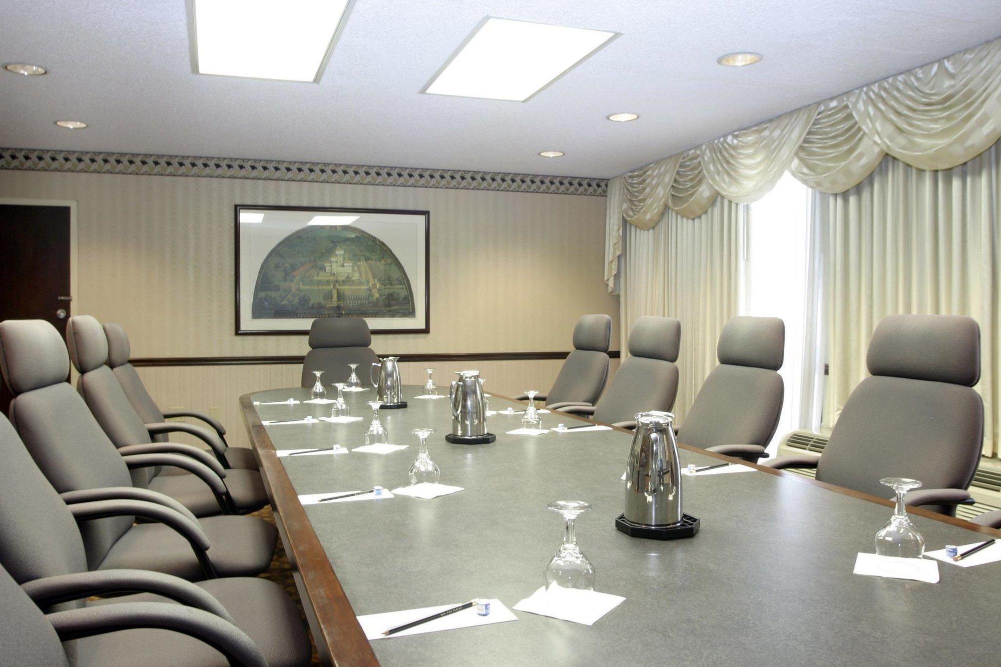 Magnuson Grand & Conference Center Somerset-Bridgewater Ngoại thất bức ảnh