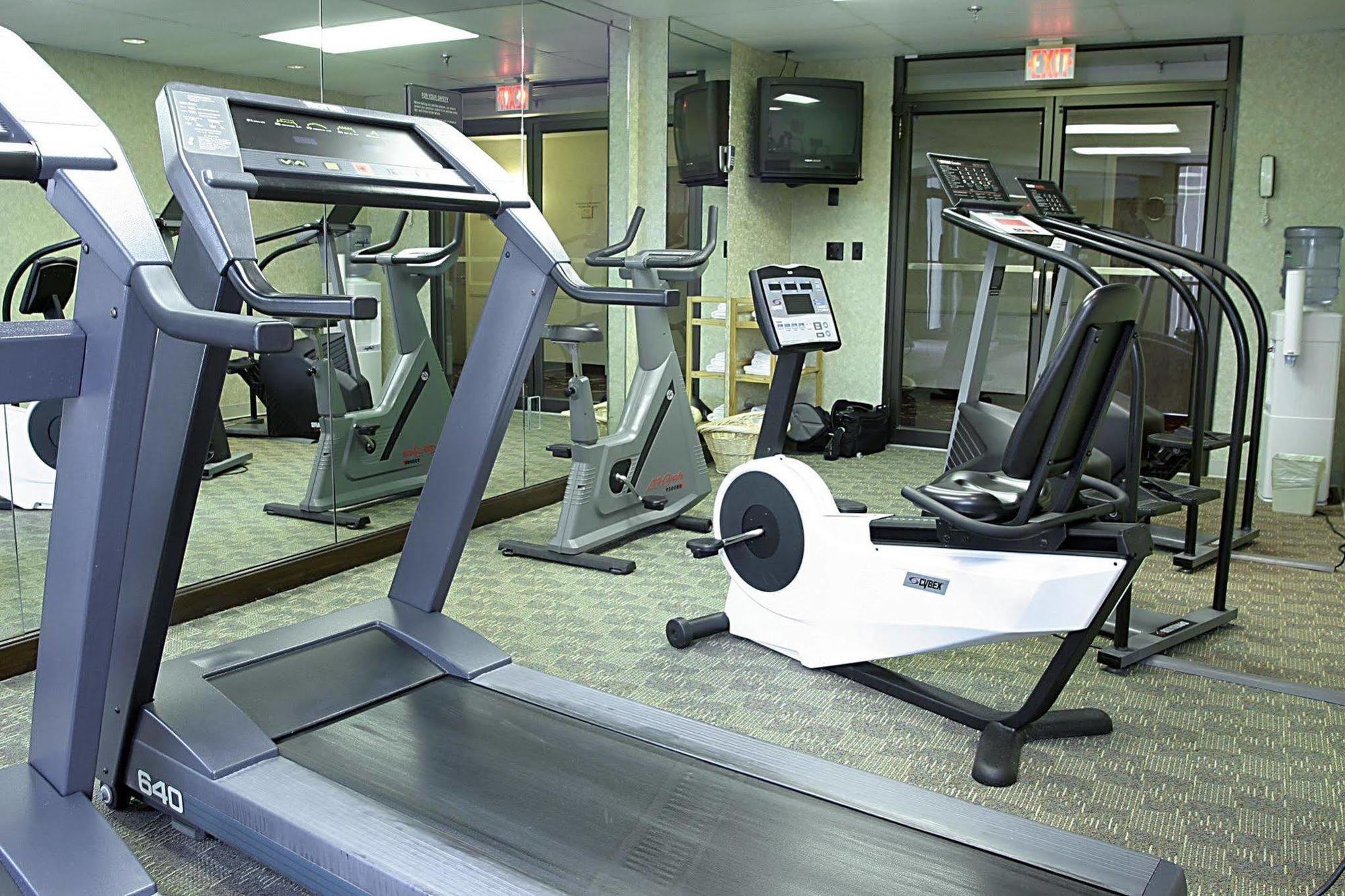 Magnuson Grand & Conference Center Somerset-Bridgewater Ngoại thất bức ảnh